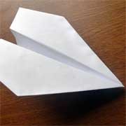 世界記録の紙飛行機を折る方法(英語解説）